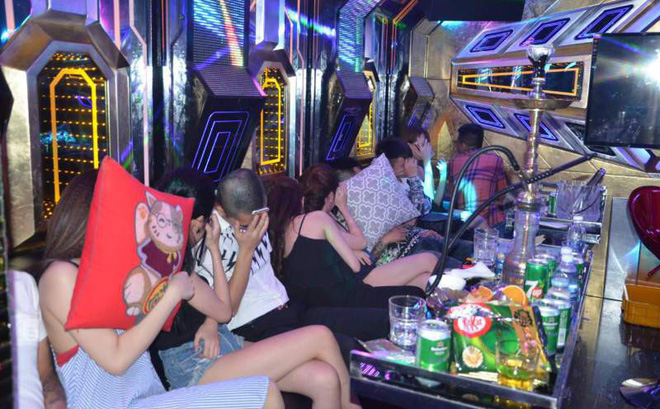 Hơn 100 dân chơi nghi phê ma tuý ở quán Karaoke Tuấn Thảo