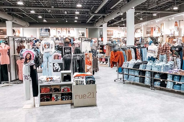 Rue21 là trung tâm mua sắm chuyên cung cấp các mặt hàng thời trang và phụ kiện dành cho cả nam và nữ