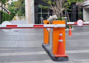Lý do nên lắp đặt barrier tự động thay cho thanh chắn barie truyền thống