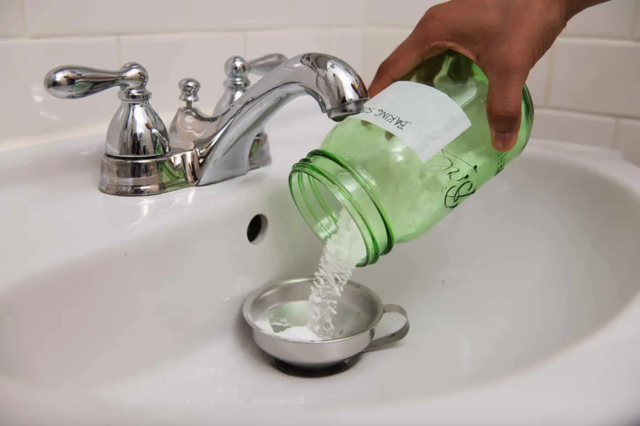 Cách thông tắc bồn rửa mặt nhanh chóng, hiệu quả